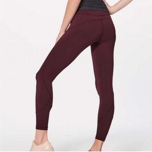Lululemon In Movement Leggings 25” - Size 4